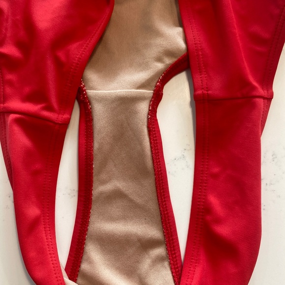 ❗2/$10❗Two piece swimsuit with rope straps fully lined - Picture 5 of 7